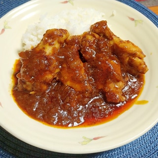 骨付き鶏肉のカレー